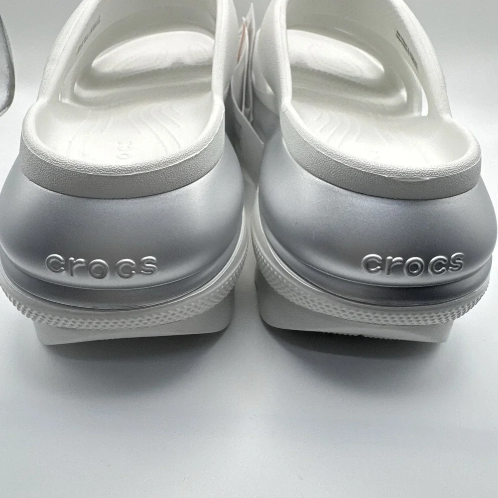 Crocs Unisex Mens 6 Womens 8 Mega Crush Metallic Triple Strap